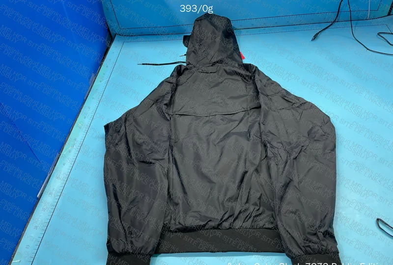 Nike Windbreaker 3