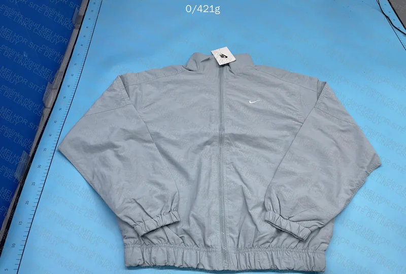 Nike Windbreaker 3