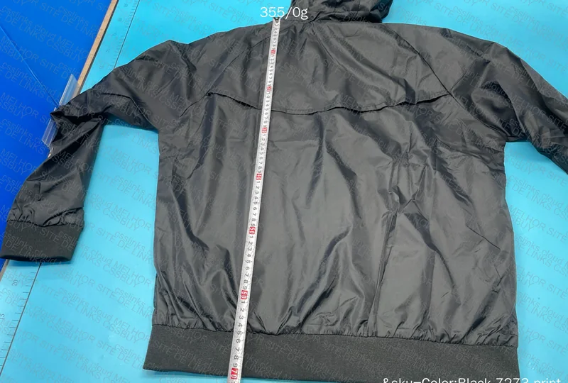 Nike Windbreaker 4