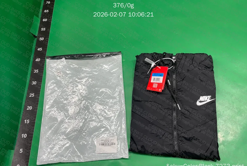 Corta vento Nike