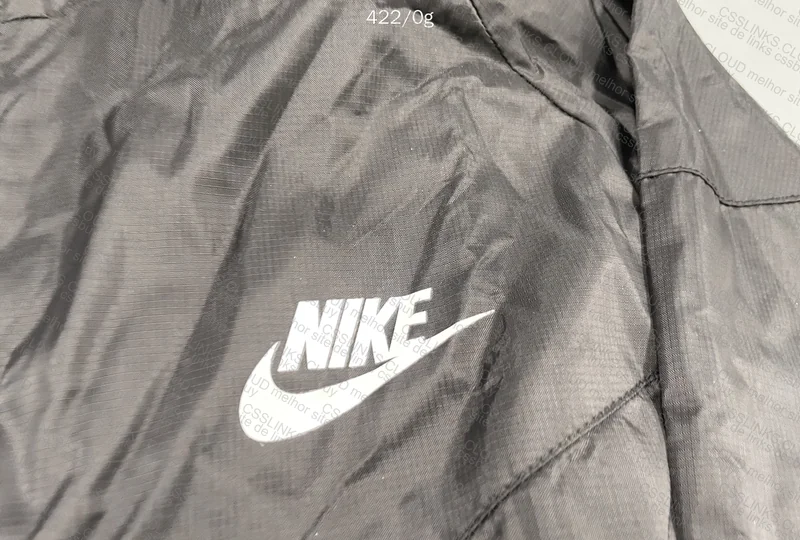Nike Windbreaker 55¥ with measurements 3
