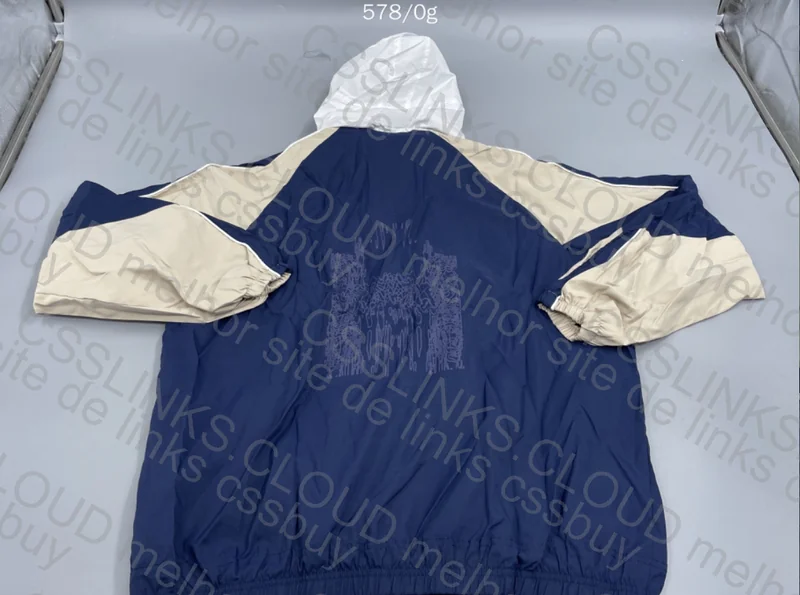 Nike Windbreaker CAV with measurements 2