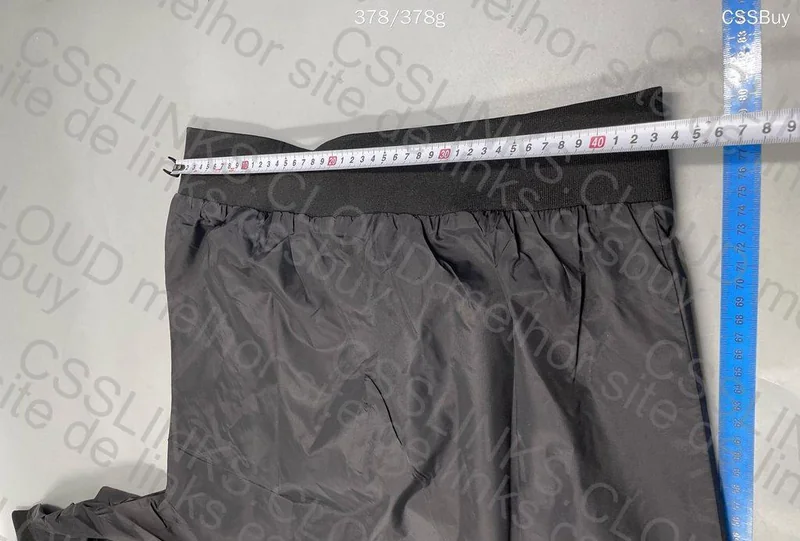 Nike Windbreaker (with measurements)