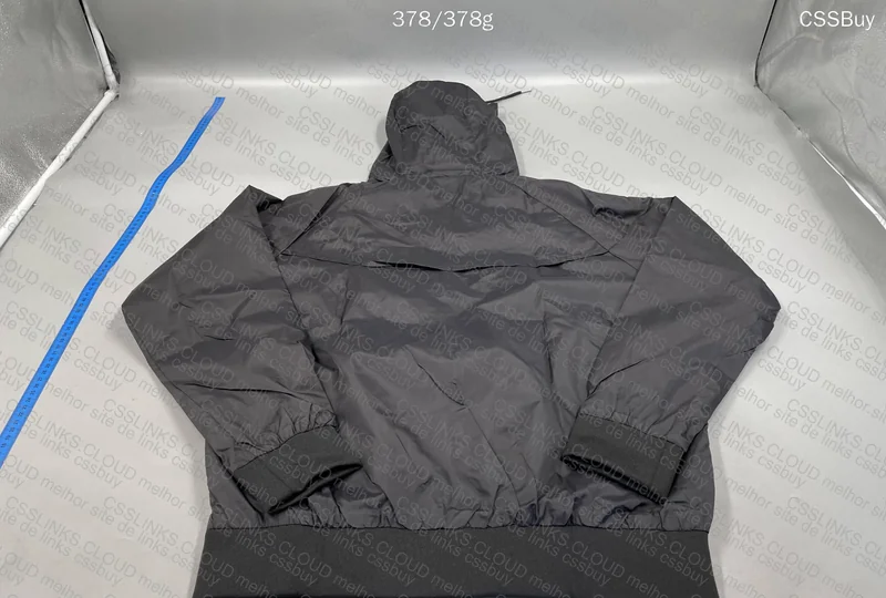 Nike Windbreaker (with measurements) 2