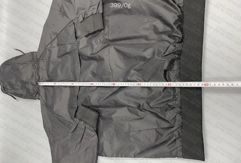 Nike Windbreaker (with measurements) 9
