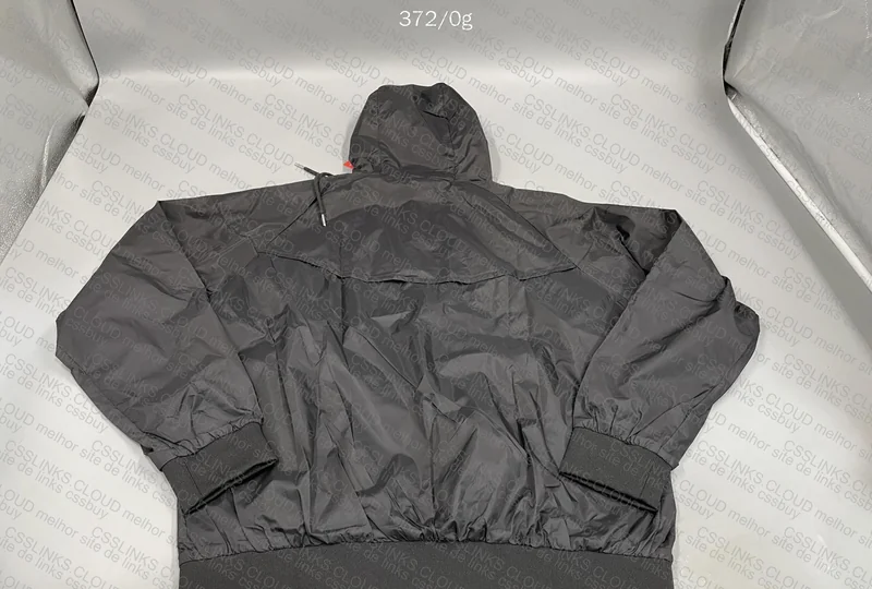 Nike Windbreaker with measurements 4