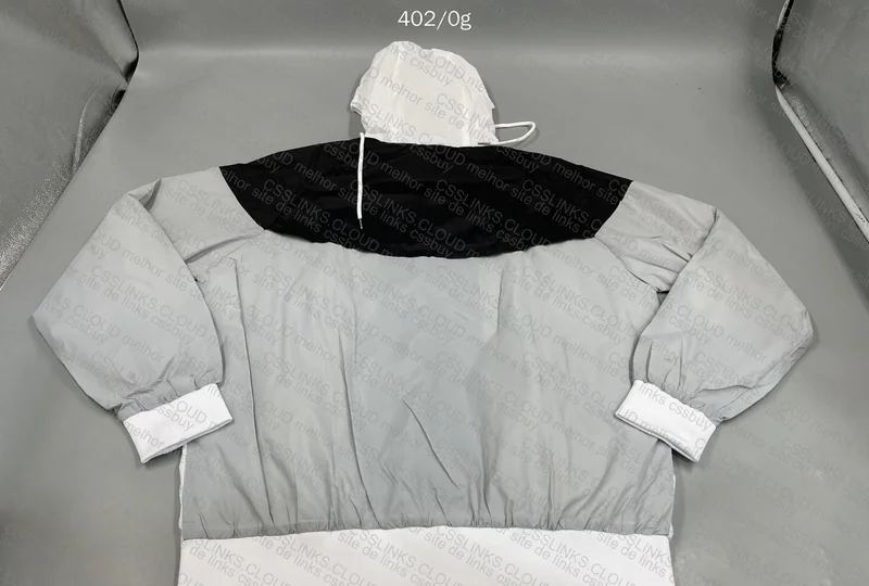 Nike Windbreaker (with measurements) 3