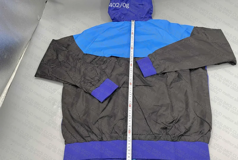 Nike Windbreaker (with measurements) 4