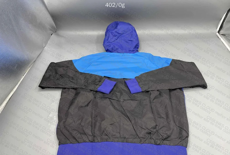 Nike Windbreaker (with measurements) 7