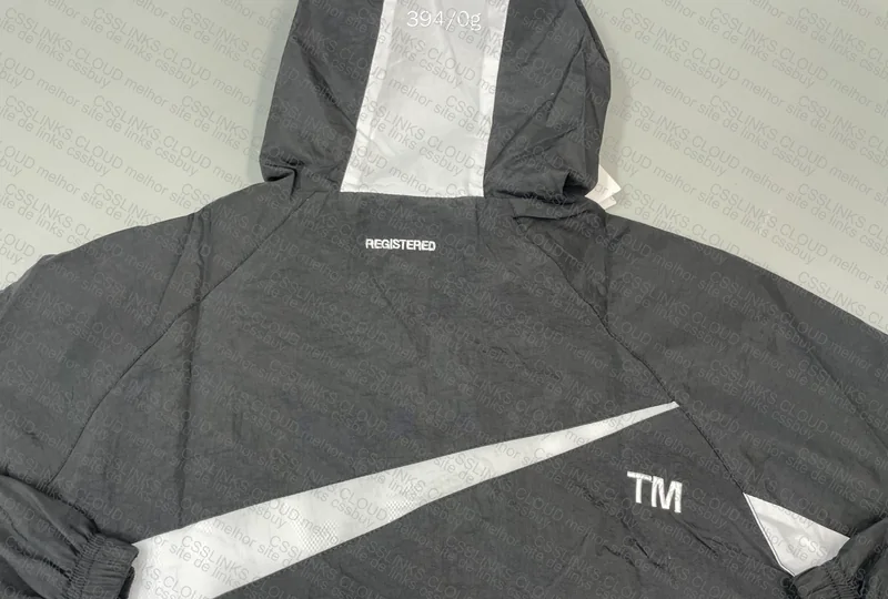 Nike Swoosh Windbreaker 2