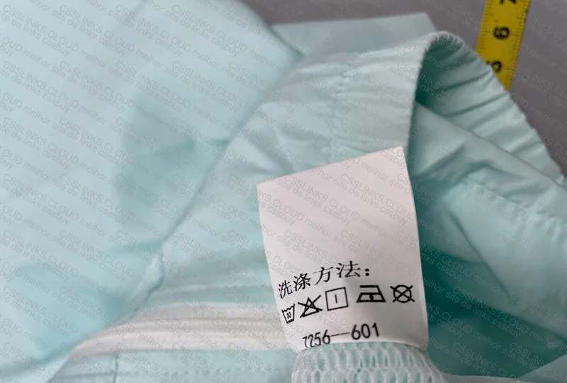 NY Windbreaker 3