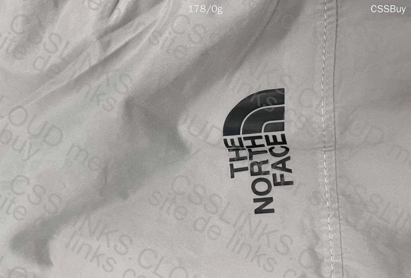The North Face Windbreaker 3