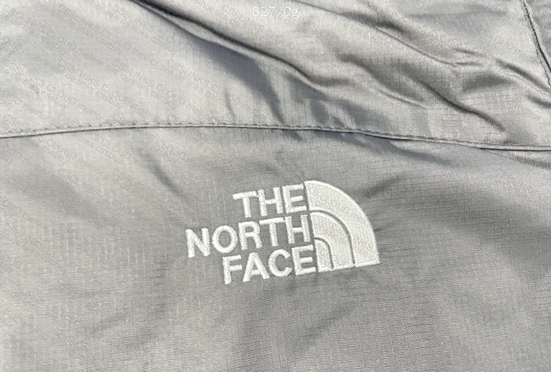 The North Face Windbreaker 6