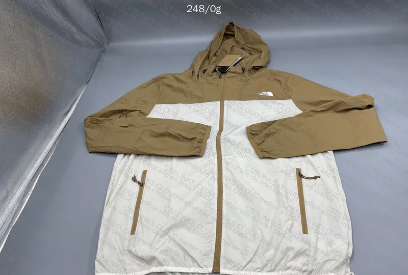 The North Face Windbreaker (TNF) 2