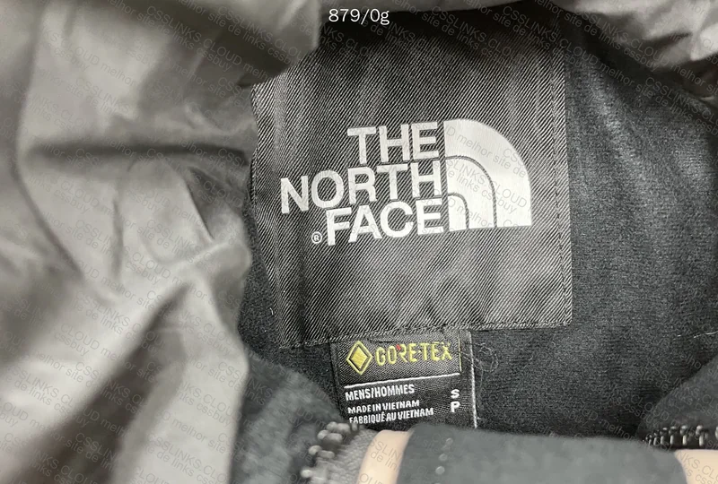 TNF Windbreaker 4
