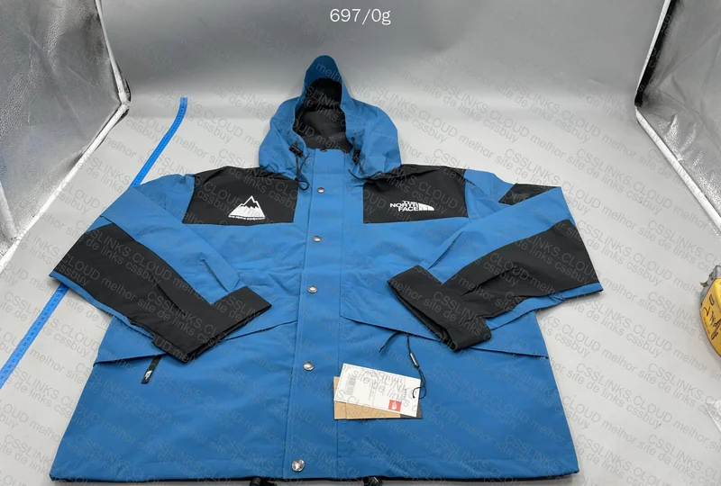 TNF Windbreaker 5