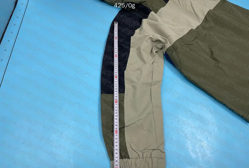 TNF Windbreaker 10