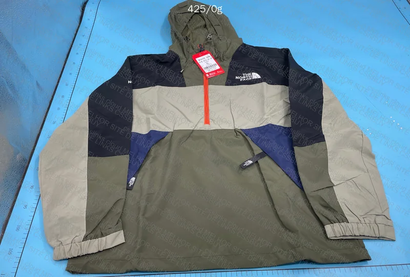 TNF Windbreaker 2