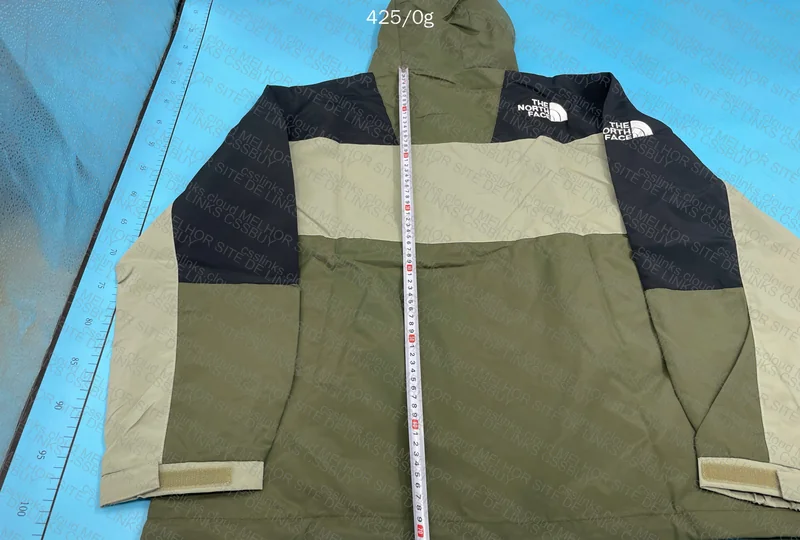 TNF Windbreaker 6