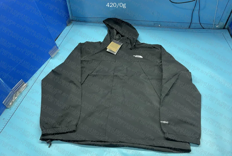 TNF Windbreaker 2