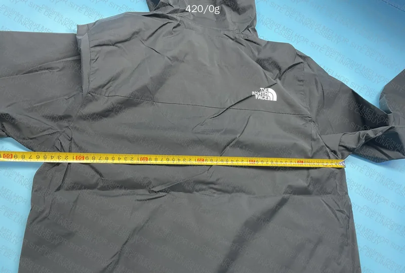 TNF Windbreaker 5