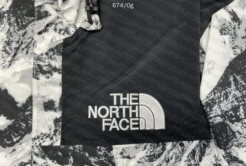 TNF Windbreaker 3