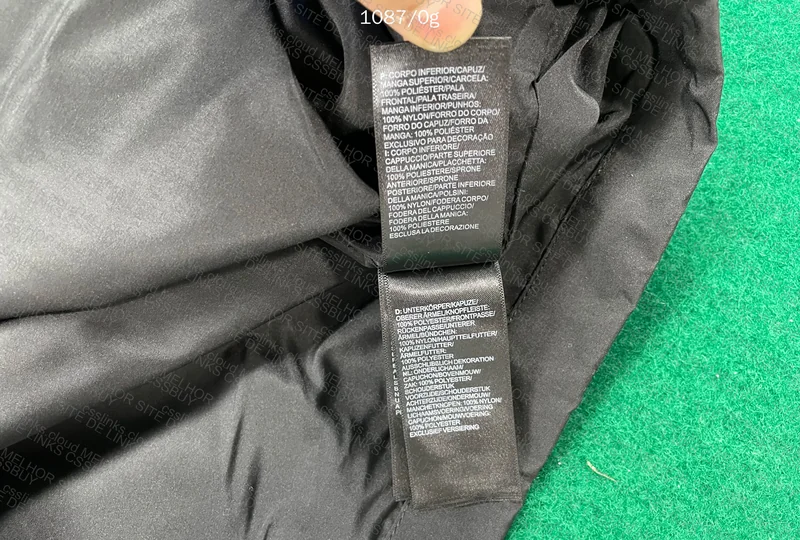 TNF Windbreaker #ZOK 1.9.9.0 6
