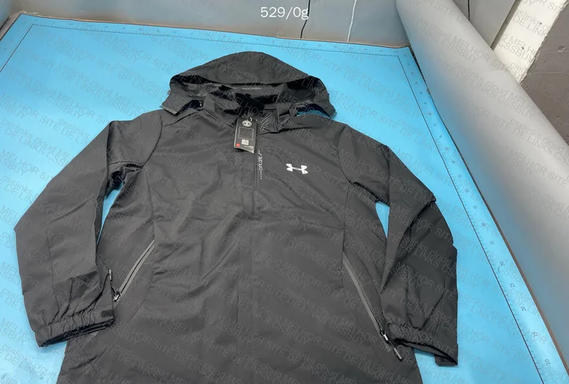 Under Armour Windbreaker 2