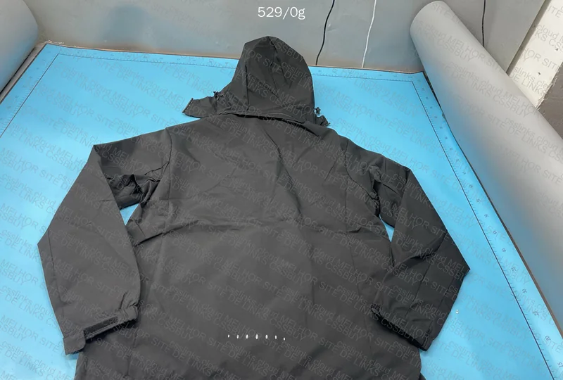 Under Armour Windbreaker 3
