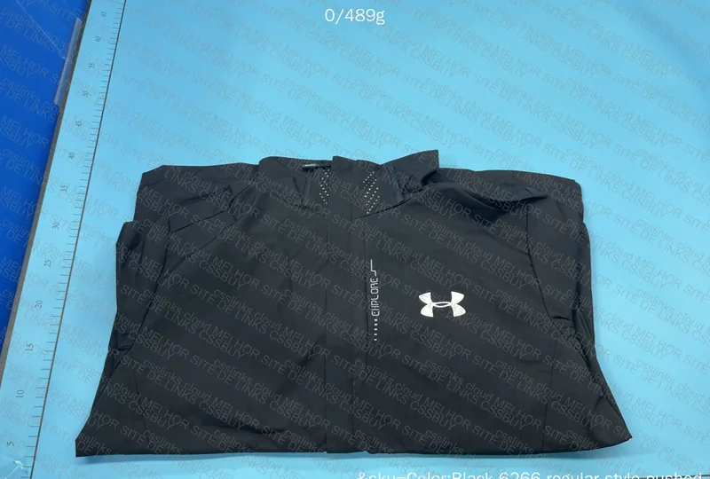 Under Armour Windbreaker