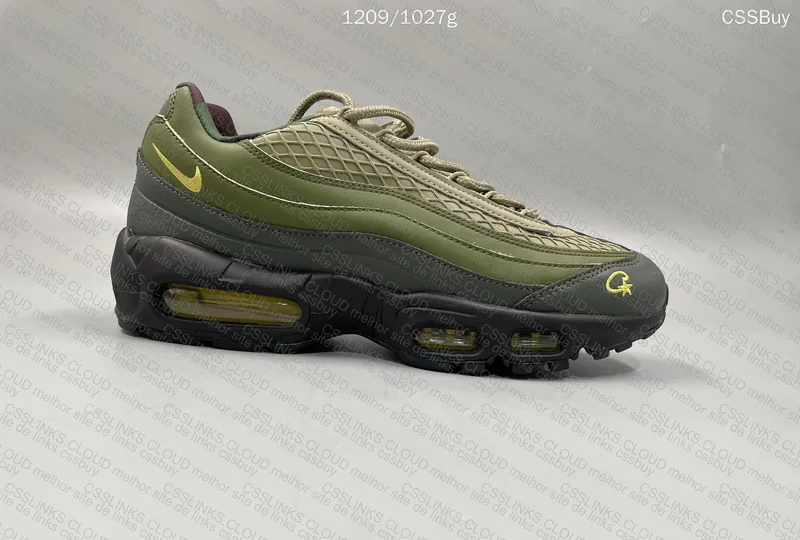 corteiz air max 95 gutta green 3