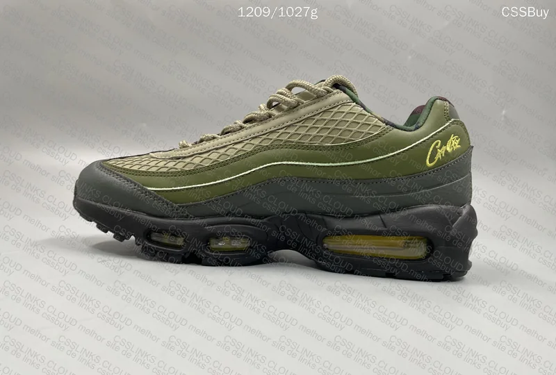 corteiz air max 95 gutta green 4