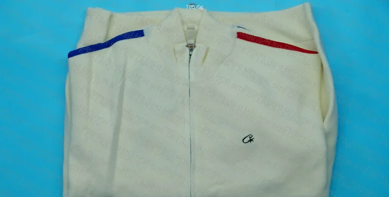 corteiz knit zip 2