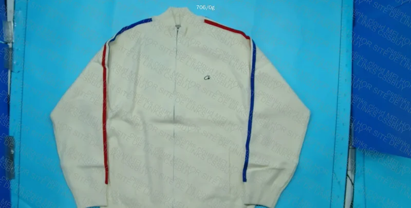 corteiz knit zip 3