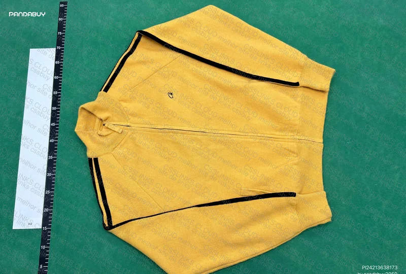 Corteiz knit zip up