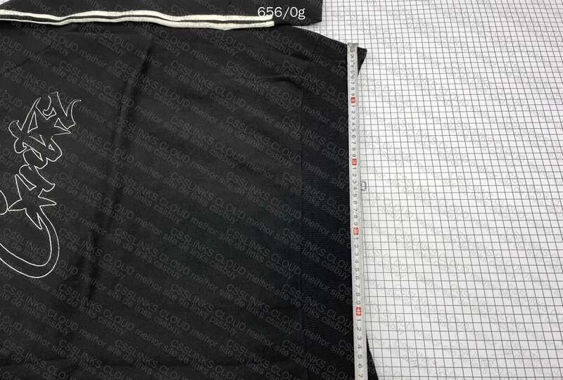 Corteiz Knit Zip Up Fleece with Measurements (GOAT) 8