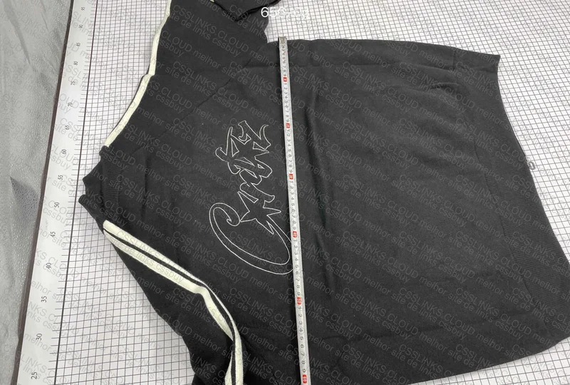 Corteiz Knit Zip Up Fleece with Measurements (GOAT) 9
