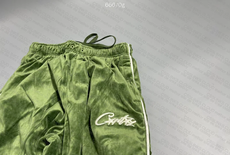 Corteiz Velour green 2