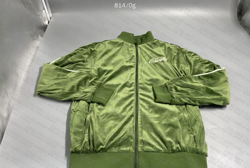 Corteiz Velour green 8