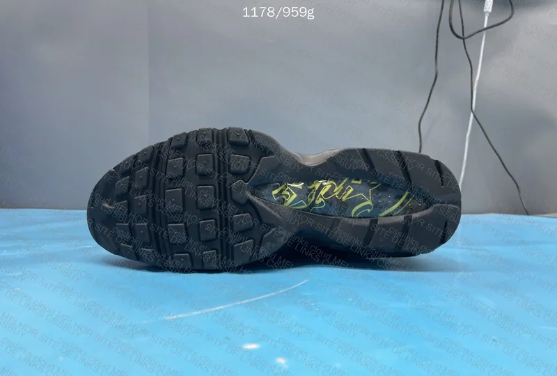 Corteiz x Air Max 95 Honey Black 9