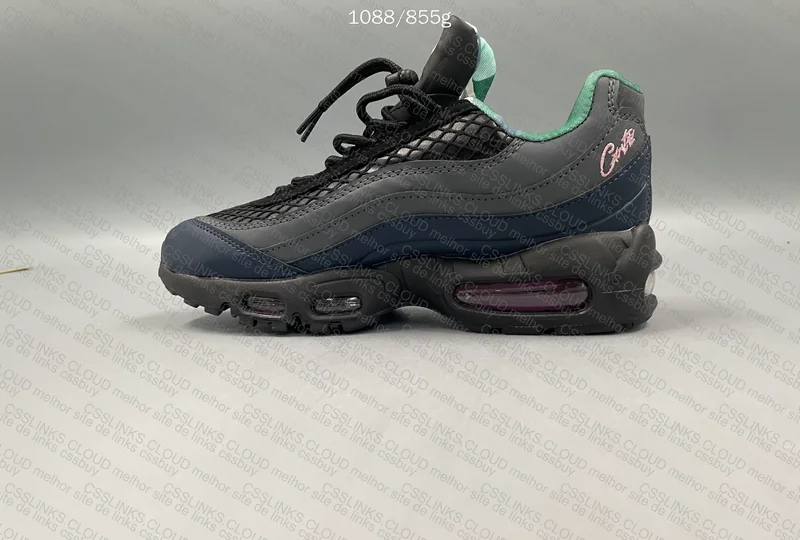 Corteiz x Nike Air Max 95 "Pink Beam" 3
