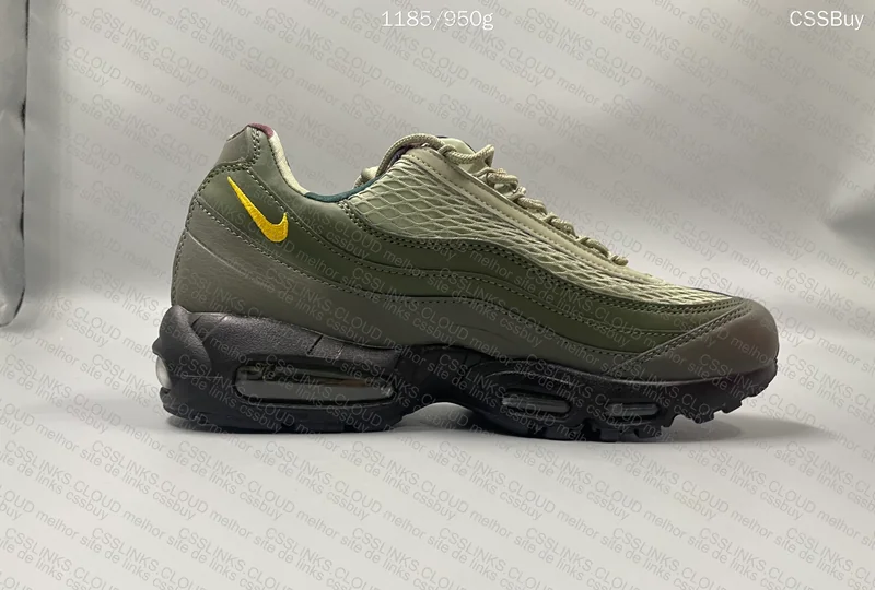 Corteiz x Nike Air Max 95 SP Gutta Green 6