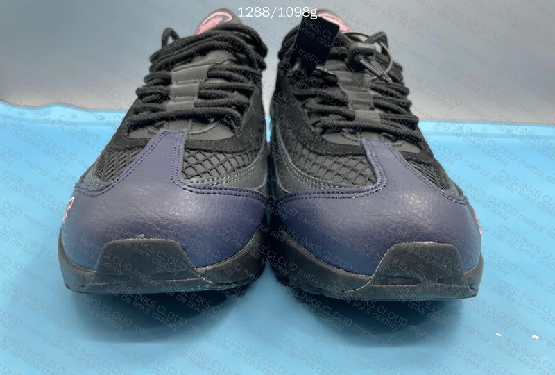 Corteiz x Nike Air Max 95 SP Pink Beam 2
