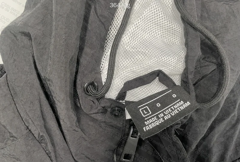 Nike Big Swoosh Wind Jacket 2