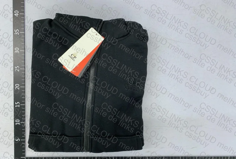 Cp Company GL? 4