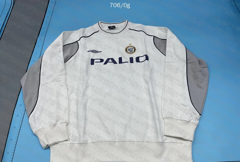 CREWNECK PALACE 3