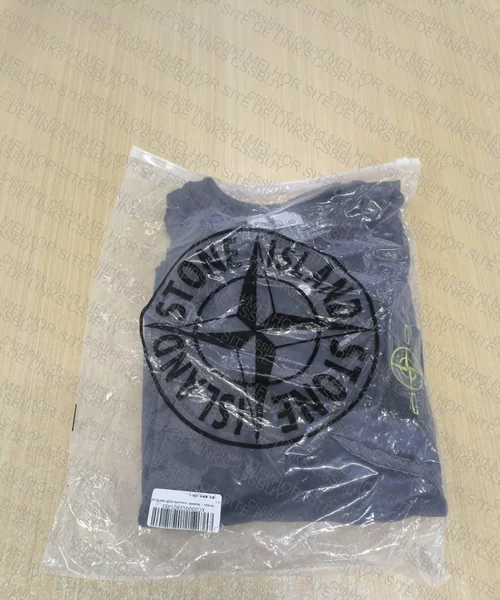Crewneck stone island