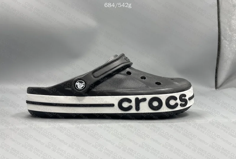 Basic Crocs 6