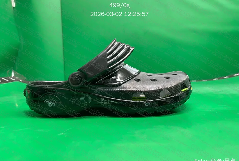 Crocs batman 7