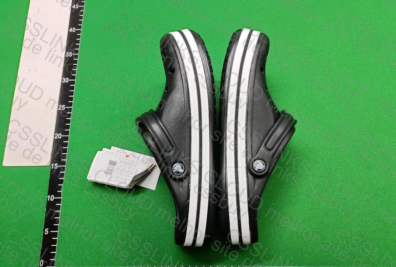 Crocs Bayaclog Black 2